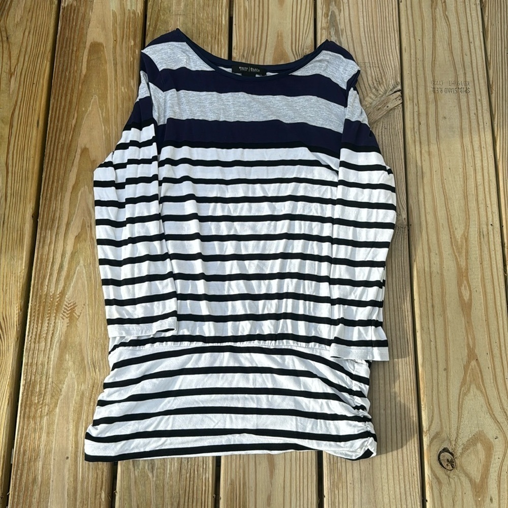 🍍WHITE HOUSE BLACK MARKET STRIPED 1/4 sleeve top🍍sz med-black,white,navy🍍Q-2